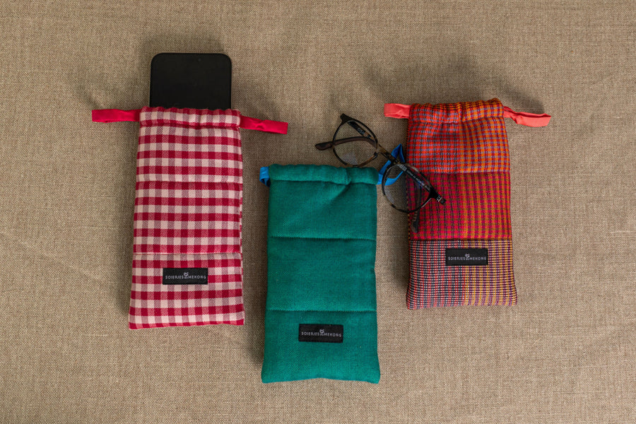 Pochette Etui Doudoune en soie laine vichy rouge