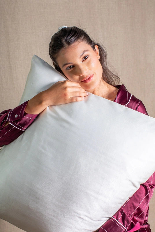 Ecru silk pillowcase - matching pouch