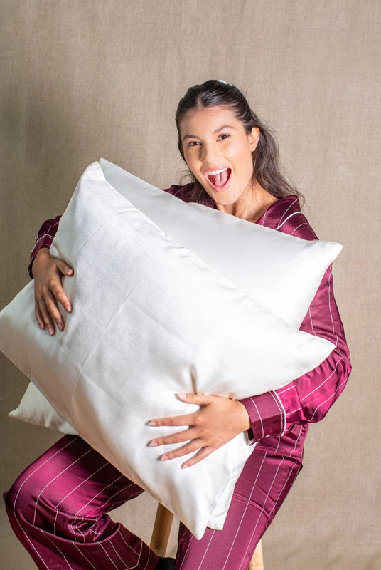 Ecru silk pillowcase - matching pouch