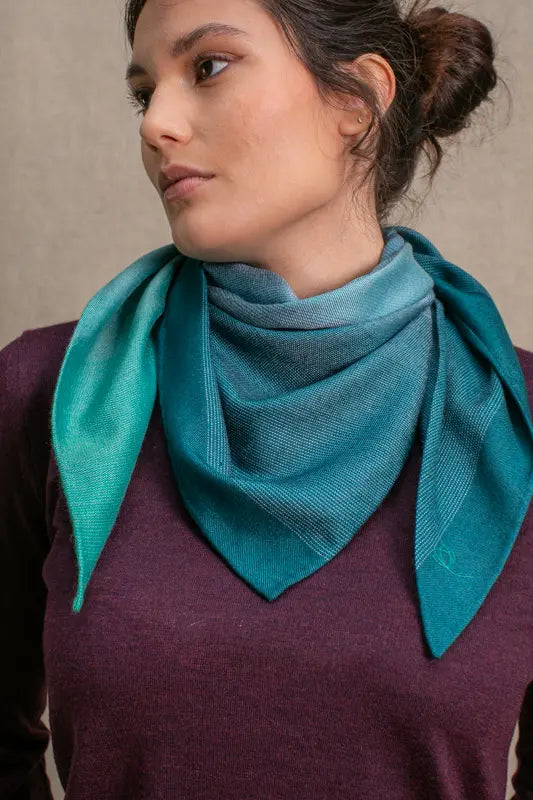 Triangle Harmonie en soie et cachemire teal