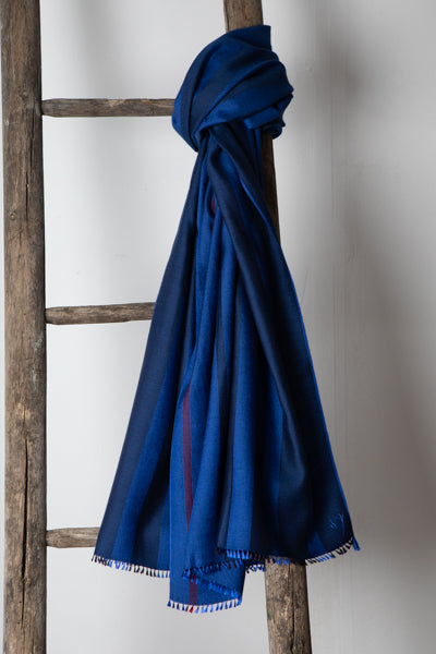 Écharpe Cinétique en soie laine bleu