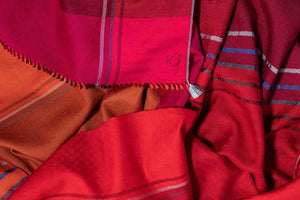Echarpe Triptyque en soie laine rouge