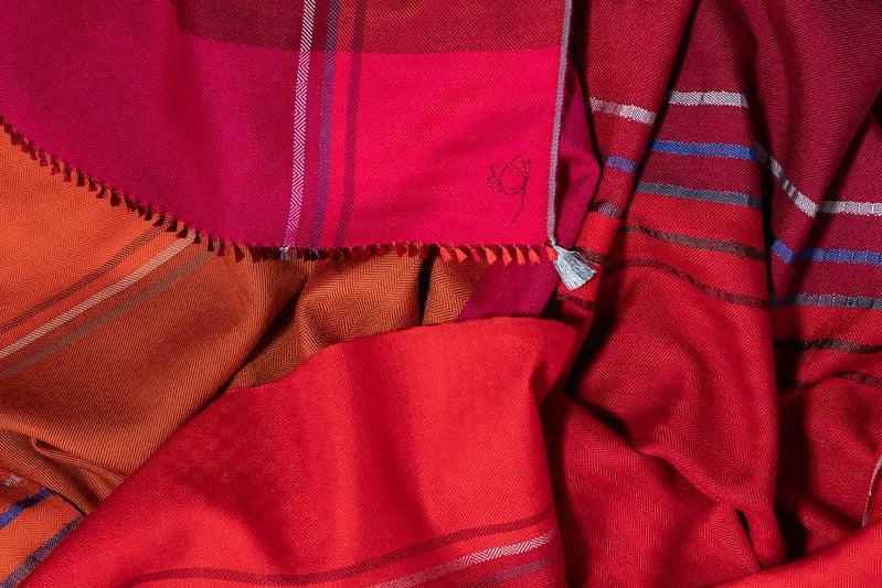 Echarpe Triptyque en soie laine rouge