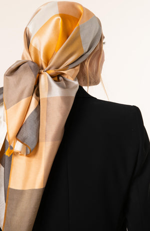 Square Dotted Color Chart in yellow silk
